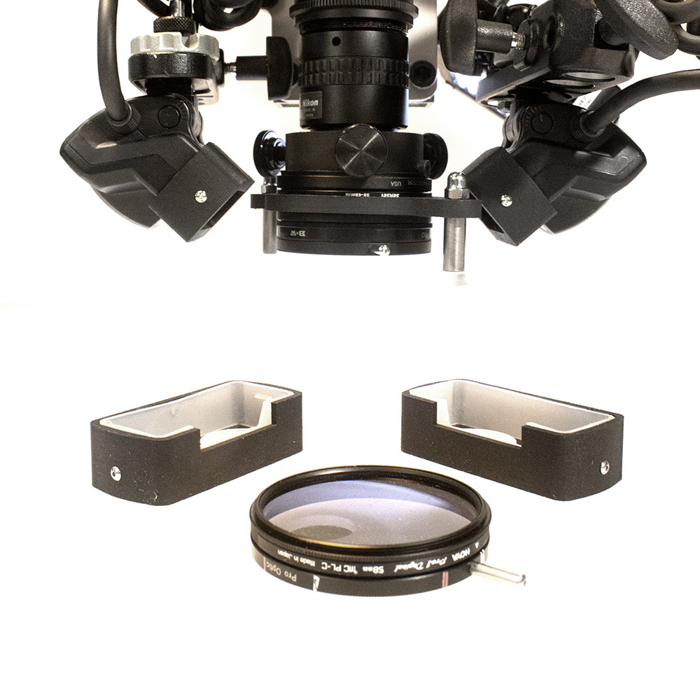 product_cross_polarizer_with_lens_on_rig_horiz